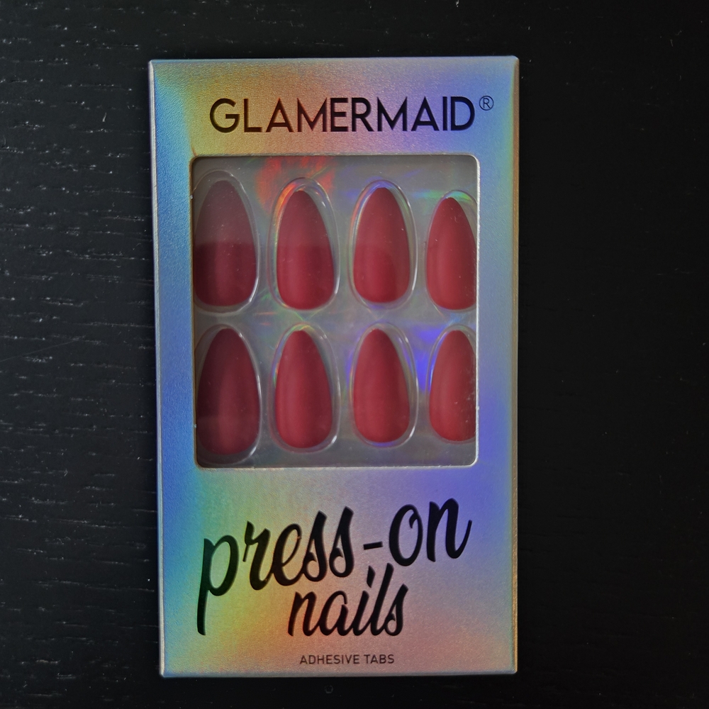 Glamermaid Red Press-On Nails